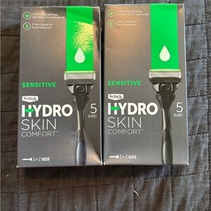 Schick Hydro Skin Comfort Sensitive 5 Blade Razor 2 Handles 4 Refills Aloe B5‎